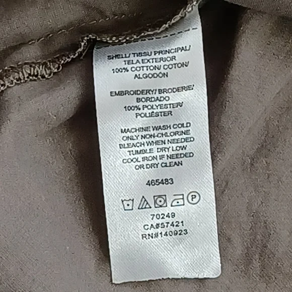 Loft Gray & White Peasant Top Size S Embroidered Giraffe Pattern 100% Cotton - Picture 11 of 13